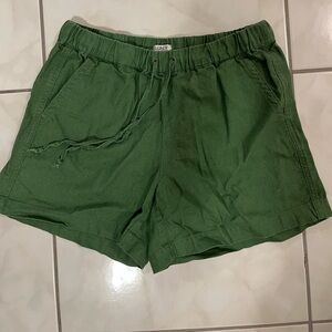 J CREW 100% Linen green shorts XS